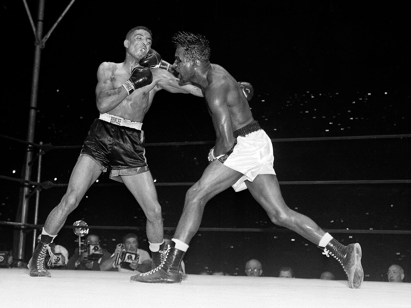 SUGAR RAY ROBINSON